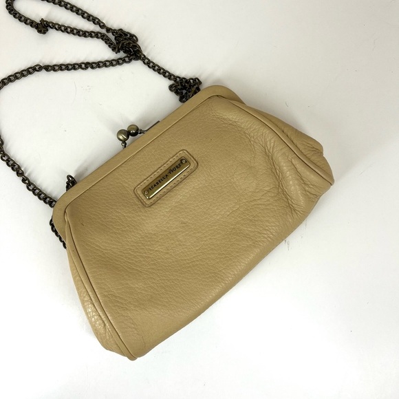 Isabella Fiore Boho Leather Embroidered Crossbody Purse Chain Strap Pre Owned - Picture 3 of 10